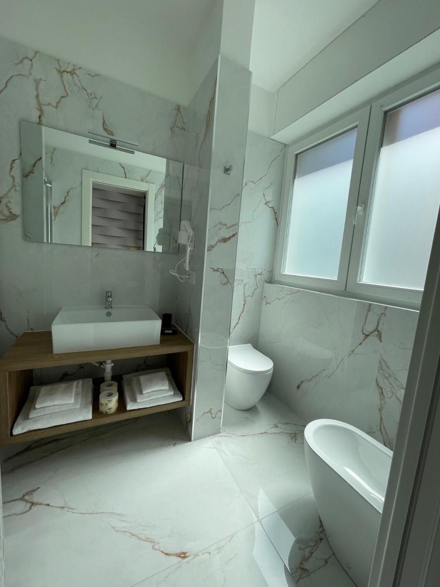 Martini Suite 2 Bari Zewnętrze zdjęcie